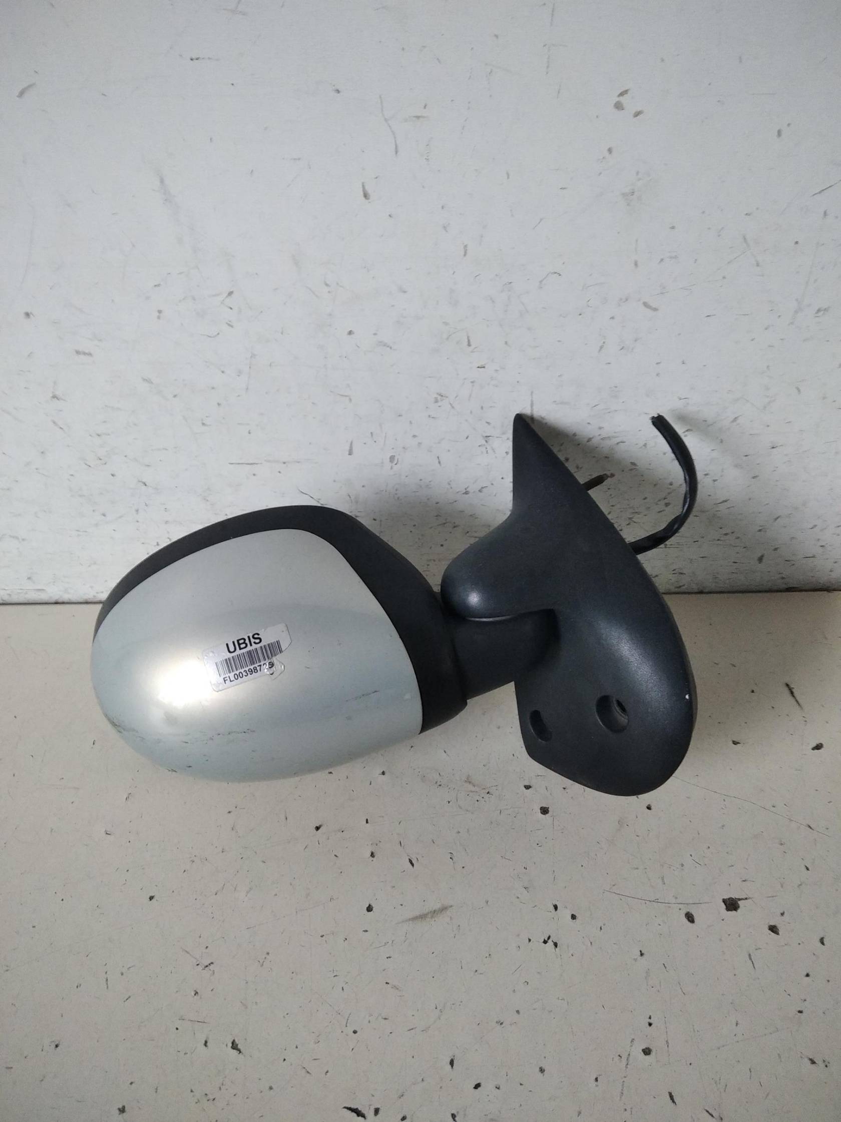 Retrovisore est. dx.